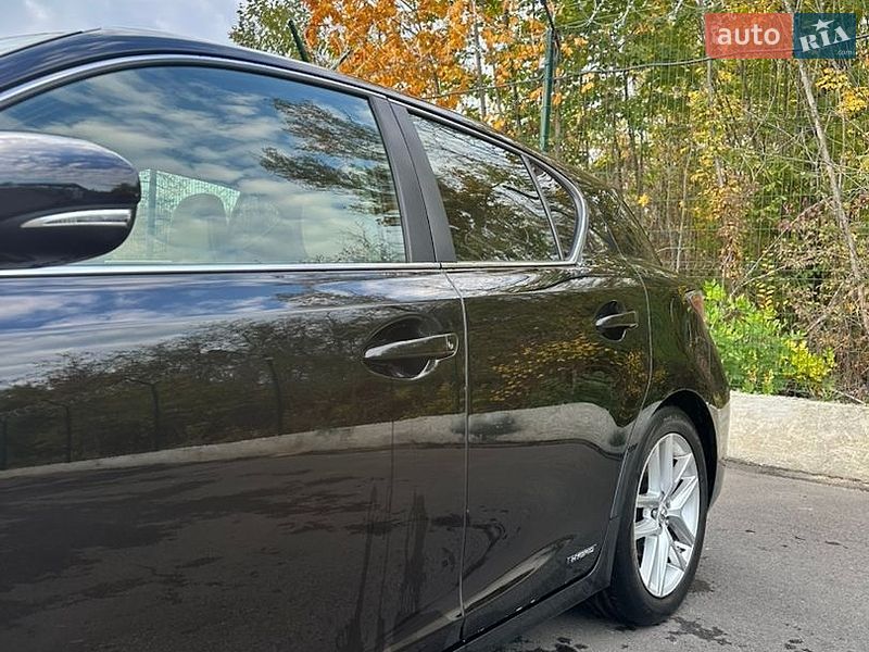 Хетчбек Lexus CT 2015 в Києві фото 7 Хетчбек Lexus CT 2015 в Києві