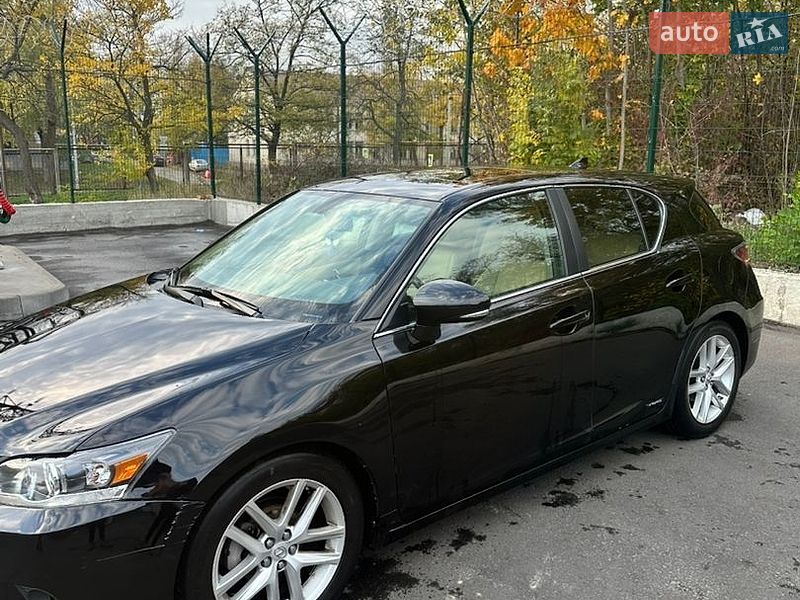 Хетчбек Lexus CT 2015 в Києві фото 6 Хетчбек Lexus CT 2015 в Києві