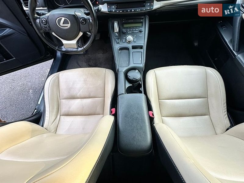 Хетчбек Lexus CT 2015 в Києві фото 19 Хетчбек Lexus CT 2015 в Києві