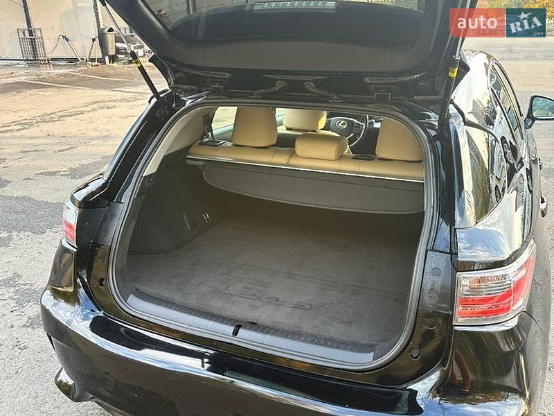 Хетчбек Lexus CT 2015 в Києві фото 31 Хетчбек Lexus CT 2015 в Києві