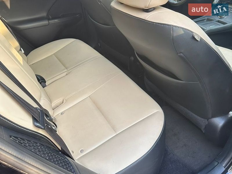 Хетчбек Lexus CT 2015 в Києві фото 33 Хетчбек Lexus CT 2015 в Києві