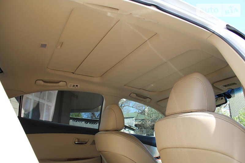 Седан Lexus ES 2010 в Одесі
