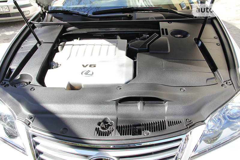 Седан Lexus ES 2010 в Одесі