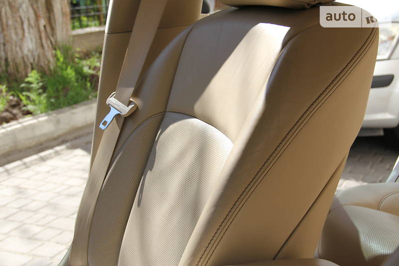 Седан Lexus ES 2010 в Одесі