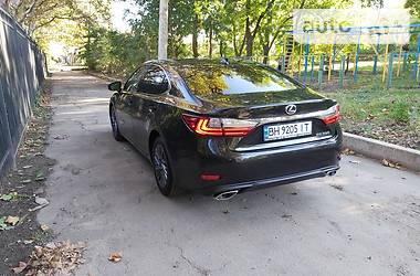 Седан Lexus ES 2018 в Одессе