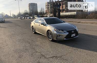 Седан Lexus ES 2017 в Рівному