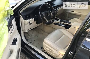 Седан Lexus ES 2015 в 