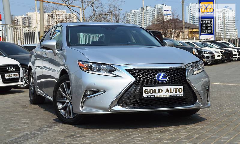 Седан Lexus ES 2016 в Одесі