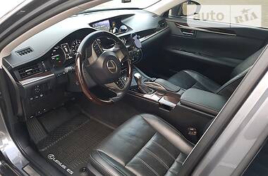 Седан Lexus ES 2016 в 