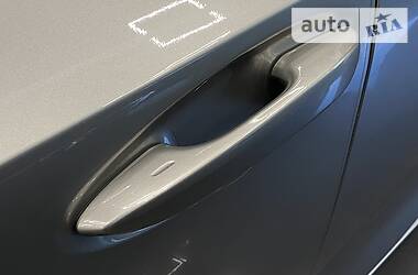 Седан Lexus ES 2018 в 