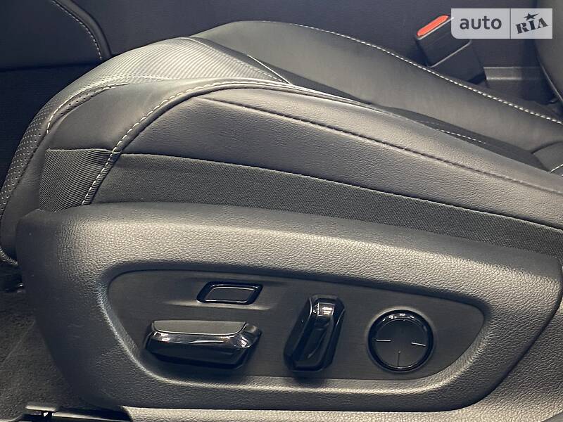 Седан Lexus ES 2018 в Одесі