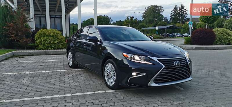 Седан Lexus ES 2017 в Хмельницькому