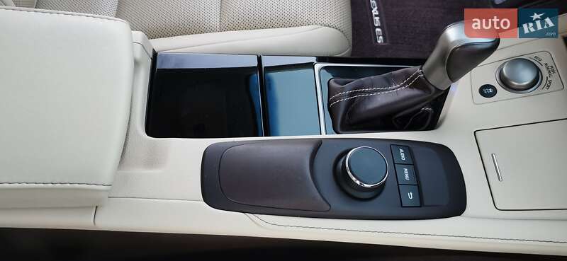 Седан Lexus ES 2017 в Хмельницькому