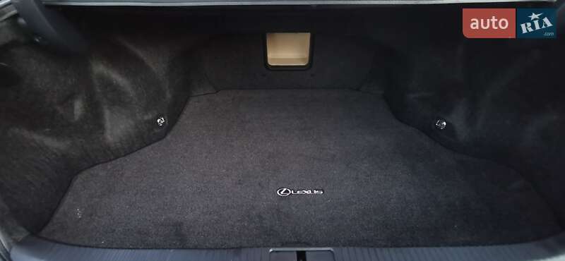 Седан Lexus ES 2017 в Хмельницькому