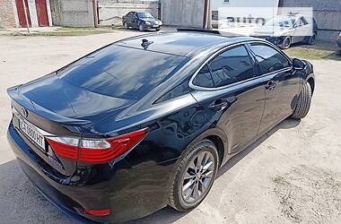 Седан Lexus ES 2013 в Черкассах