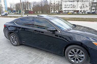 Седан Lexus ES 2013 в Черкассах