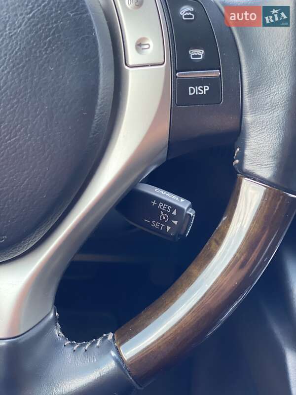 Седан Lexus ES 2014 в Киеве