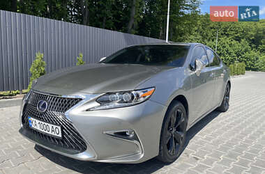 Седан Lexus ES 2017 в Києві