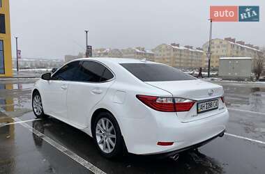 Седан Lexus ES 2014 в Киеве