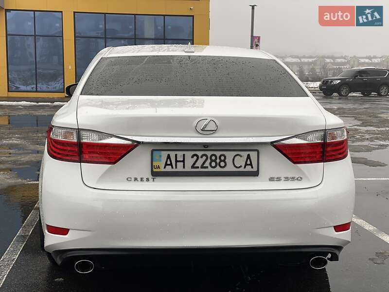 Седан Lexus ES 2014 в Киеве