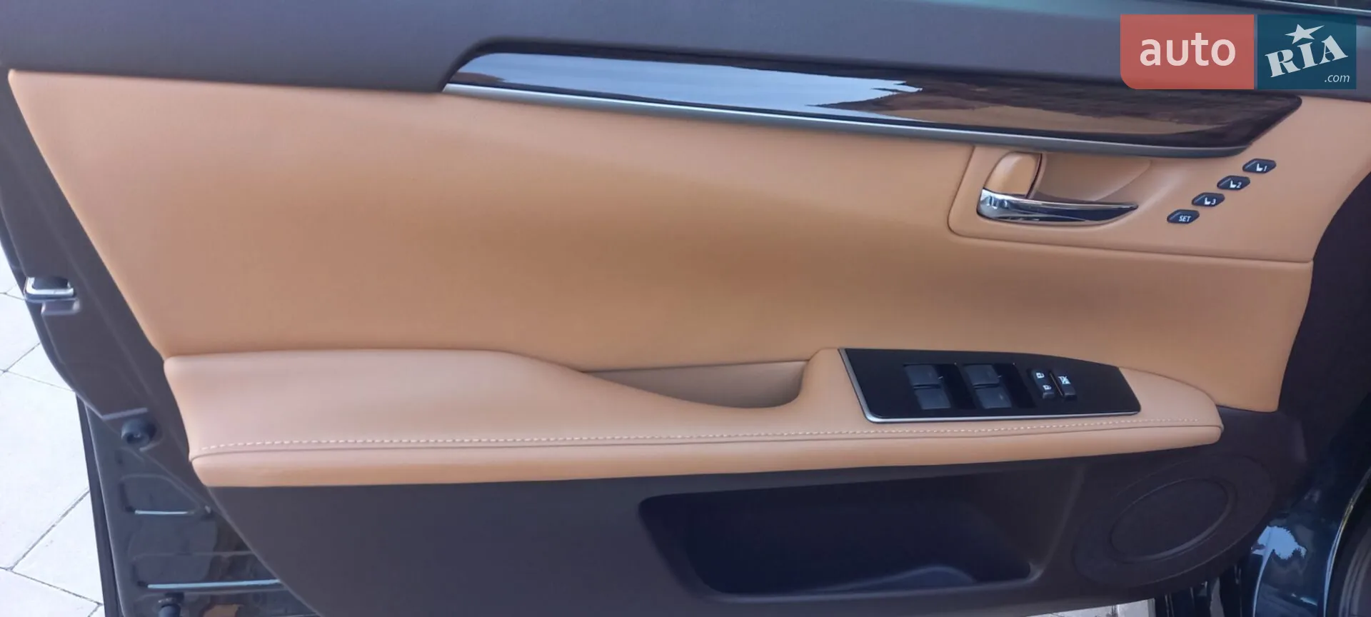2016 Lexus ES - мініатюра 23