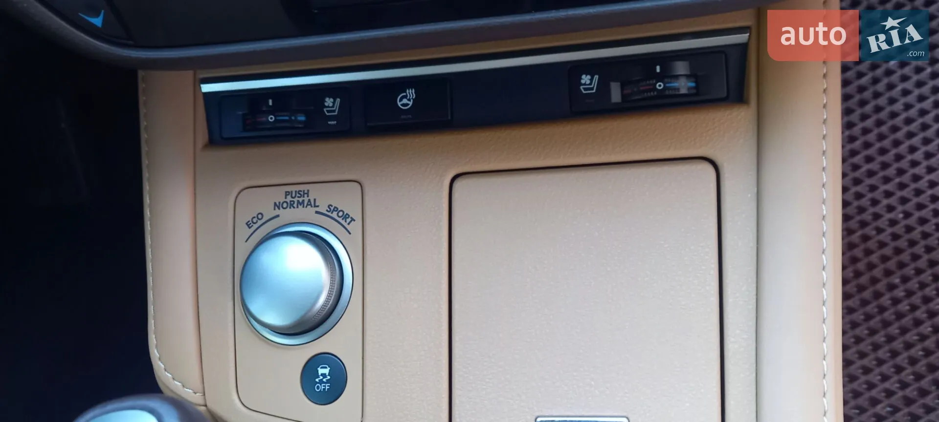 2016 Lexus ES - мініатюра 32