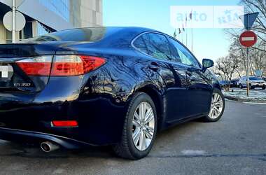 Седан Lexus ES 2013 в Києві