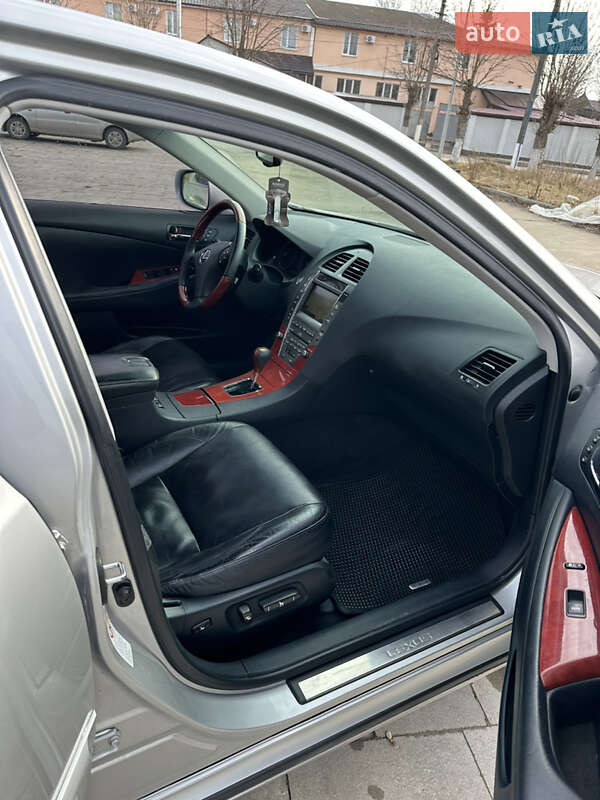 Седан Lexus ES 2007 в Сокирянах