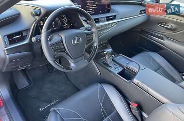 Седан Lexus ES 2018 в Одессе