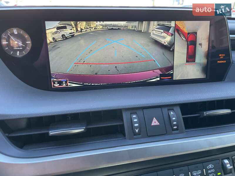 Седан Lexus ES 2018 в Одессе