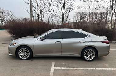 Седан Lexus ES 2018 в Одесі