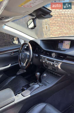 Седан Lexus ES 2013 в Днепре