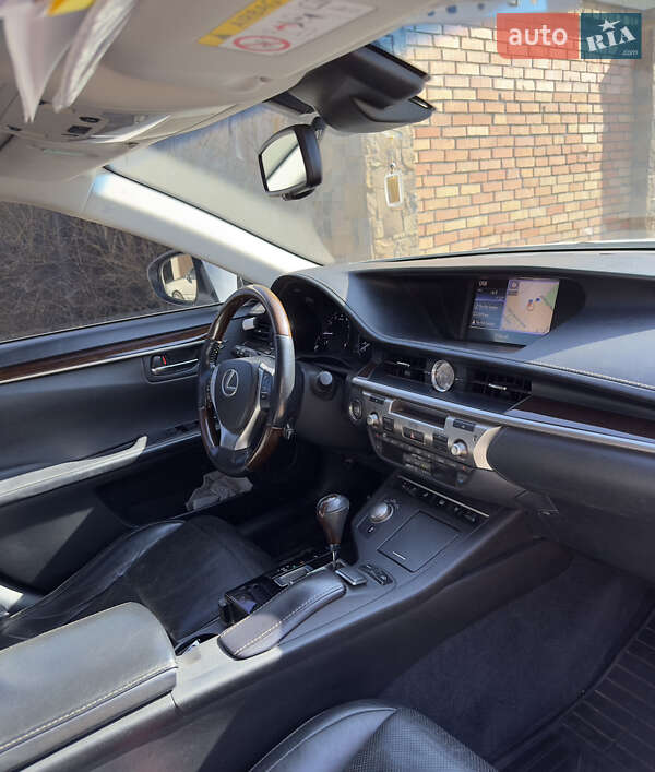 Седан Lexus ES 2013 в Днепре