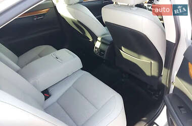 Седан Lexus ES 2014 в Днепре