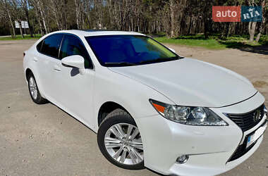 Седан Lexus ES 2013 в Кропивницком
