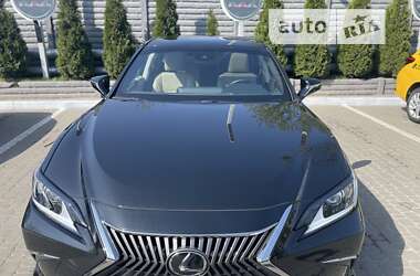 Седан Lexus ES 2020 в Харкові