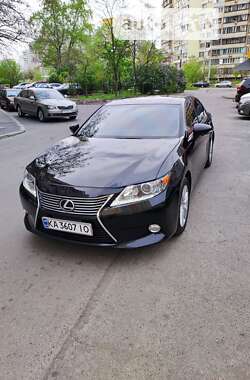 Седан Lexus ES 2012 в Києві