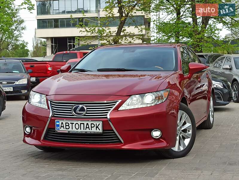 Lexus ES 2015