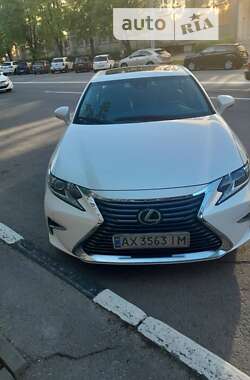 Седан Lexus ES 2017 в Харькове
