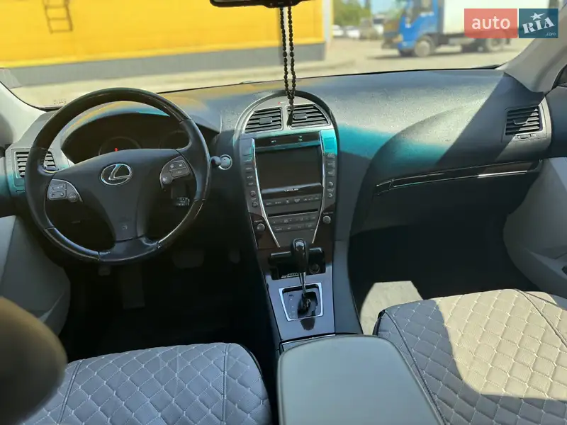 Седан Lexus ES 2011 в 