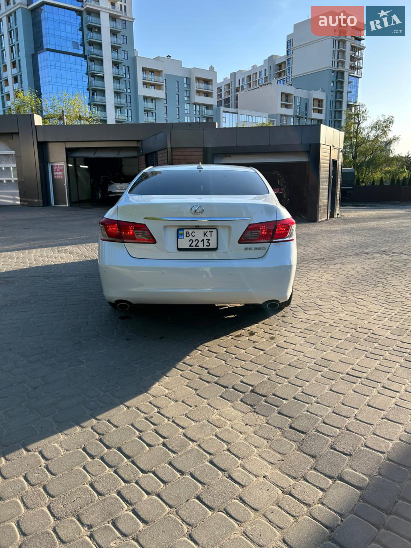 2011 Lexus ES - мініатюра 4