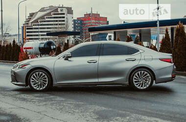 Седан Lexus ES 2022 в Днепре