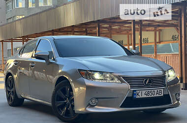 Седан Lexus ES 2014 в Белой Церкви