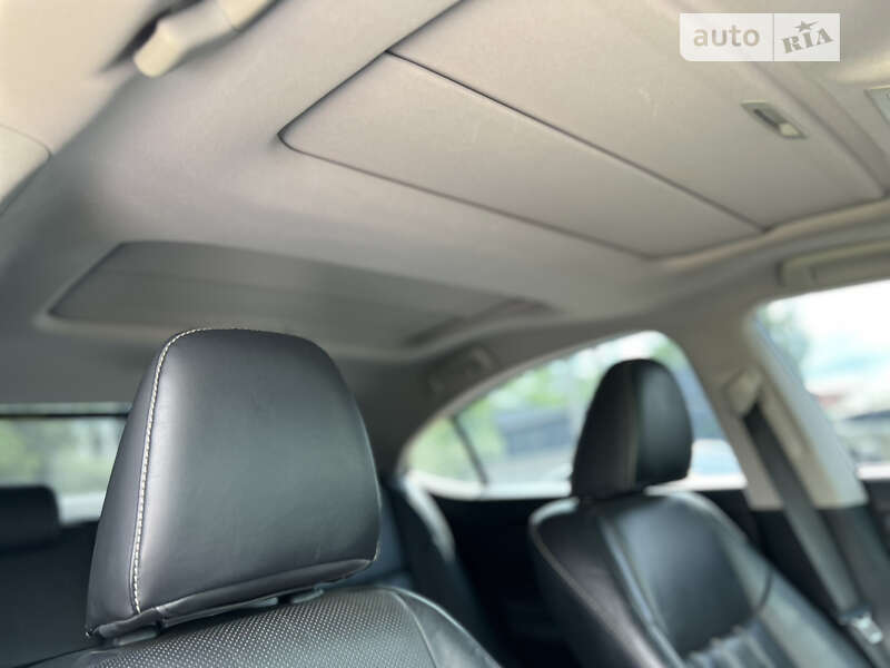 Седан Lexus ES 2018 в Кропивницком фото 28 Седан Lexus ES 2018 в Кропивницком
