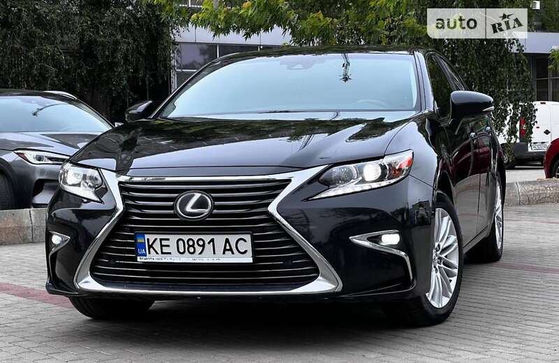 Седан Lexus ES 2017 в Дніпрі