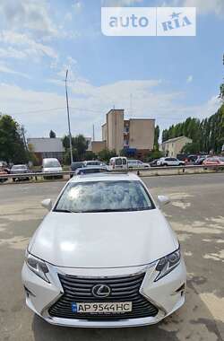 Седан Lexus ES 2016 в Києві
