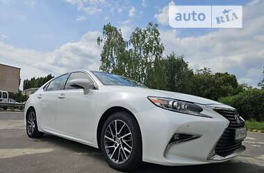 Седан Lexus ES 2016 в Києві