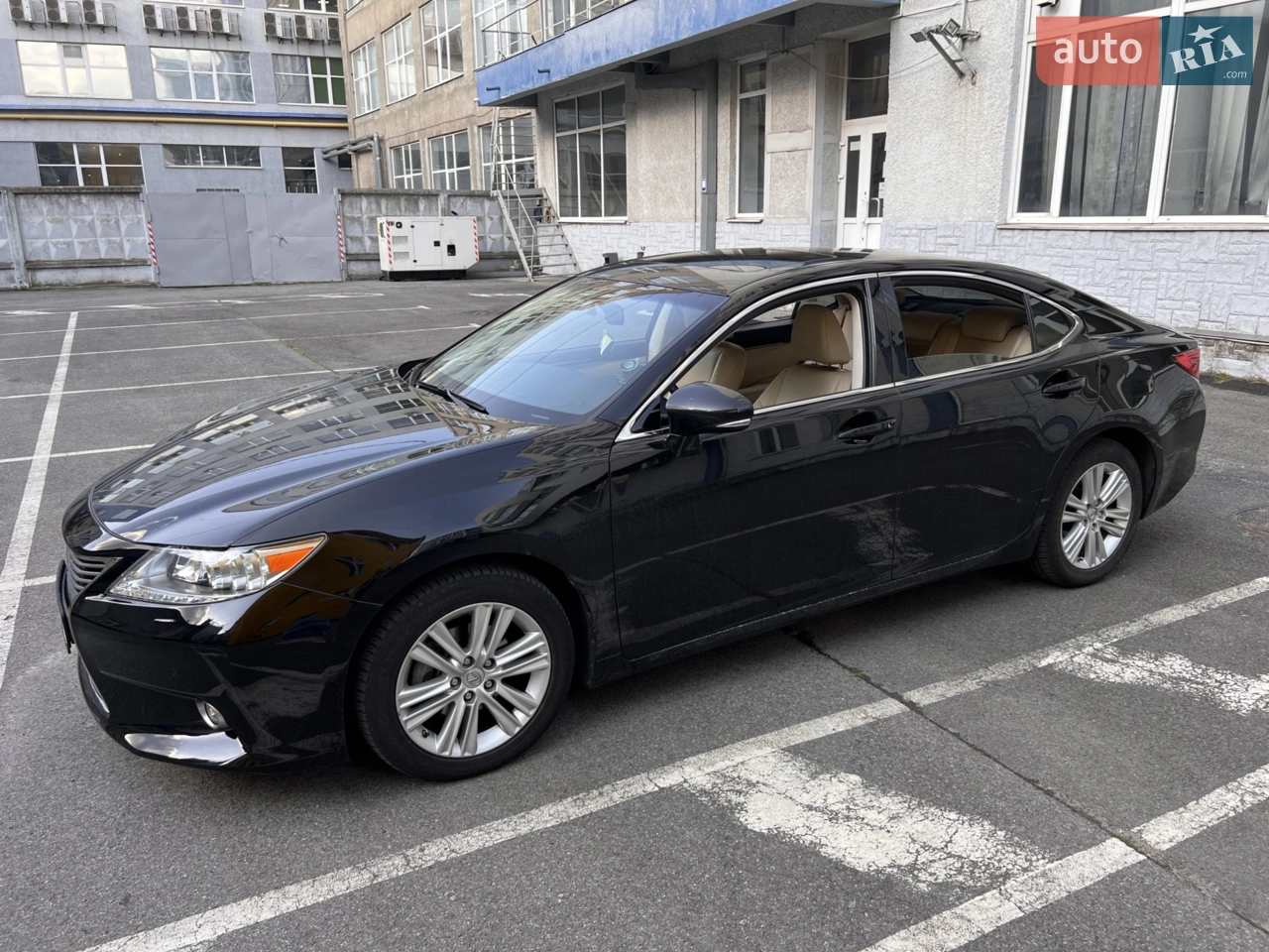 2014 Lexus ES - мініатюра 22