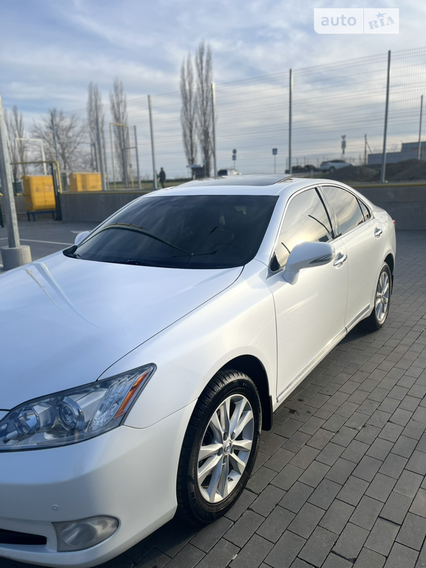 2011 Lexus ES - мініатюра 6