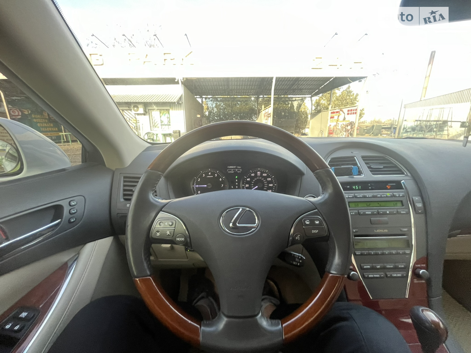 2011 Lexus ES - мініатюра 29